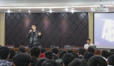 中国电竞教育协会会长一行来访冰球官网